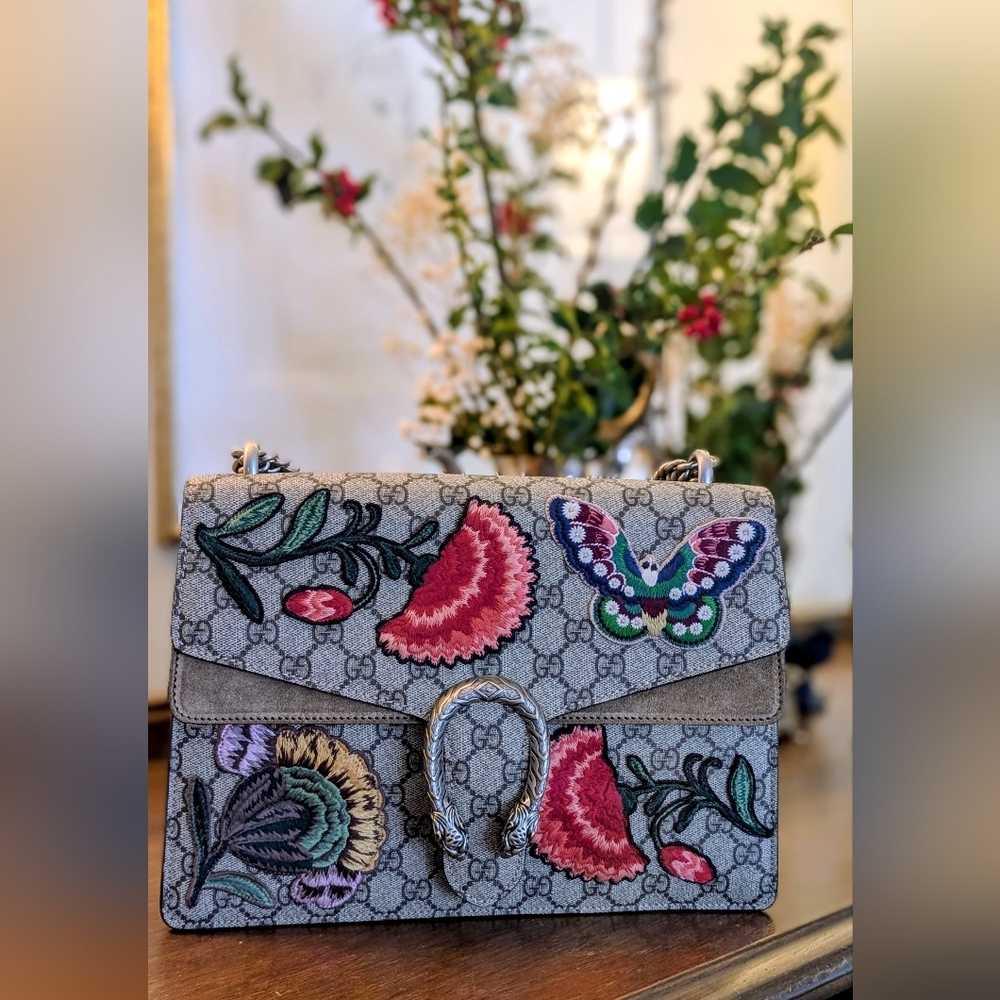 Gucci GG Supreme Canvas Embroidered Butterfly/Flowers Dionysus Shoulder Bag - Picture 2 of 14